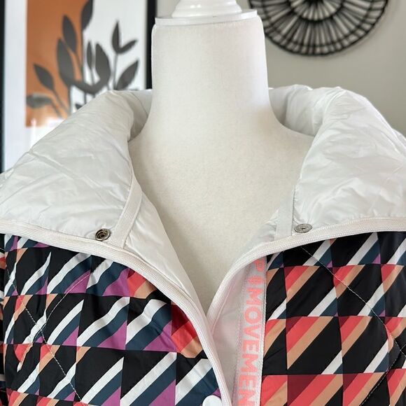 NWT Free People Chill Out Puffer Pancho Jacket Packable Activewear Sleeveless - Picture 15 of 17